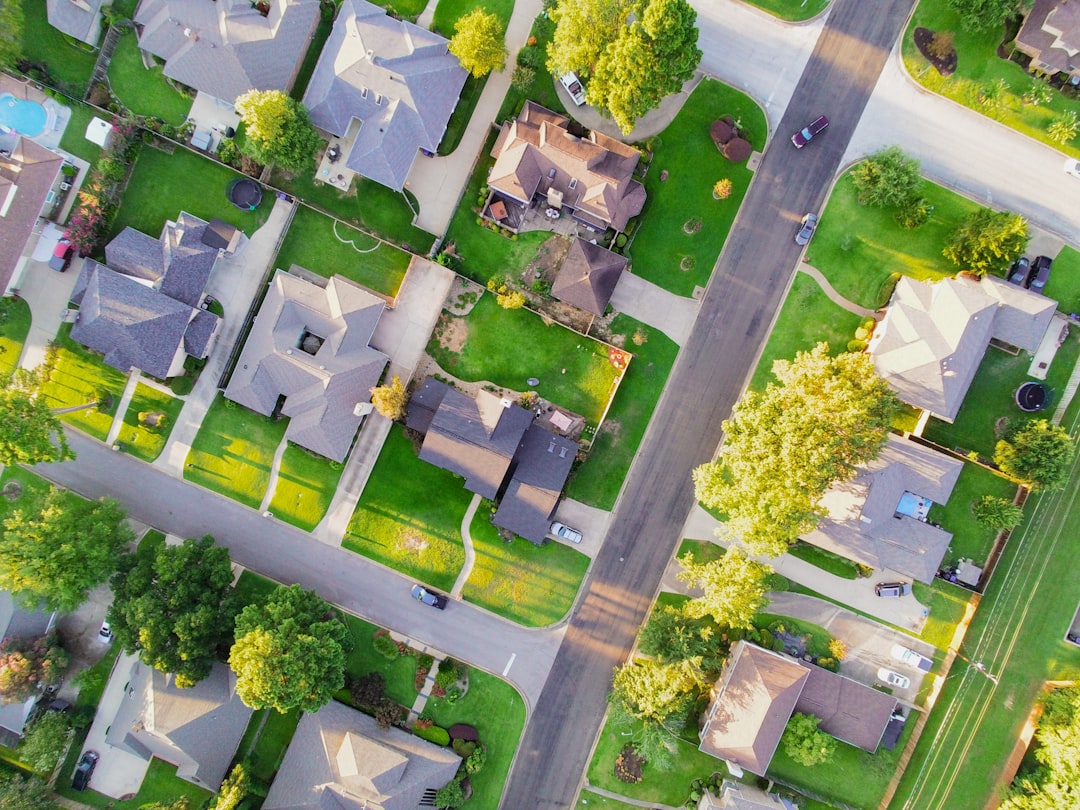 <a href="https://bedfordthreecorners.neighborhood.online/about/resources">Resources</a> ef26aaf4-9c0a-410a-b6f5-7fb0d543b68f.jpg